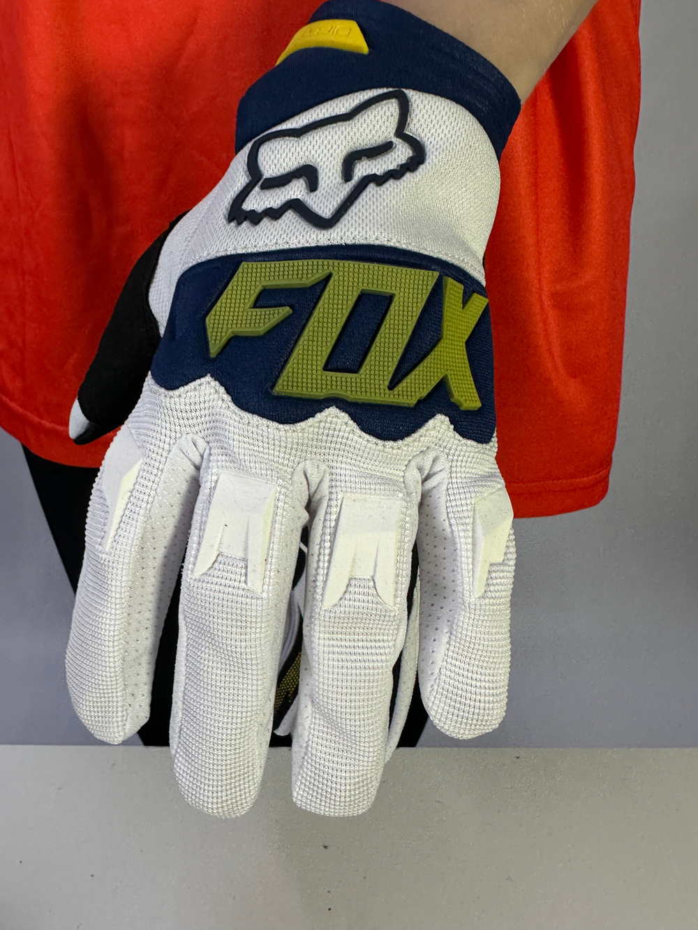 Перчатки FOX