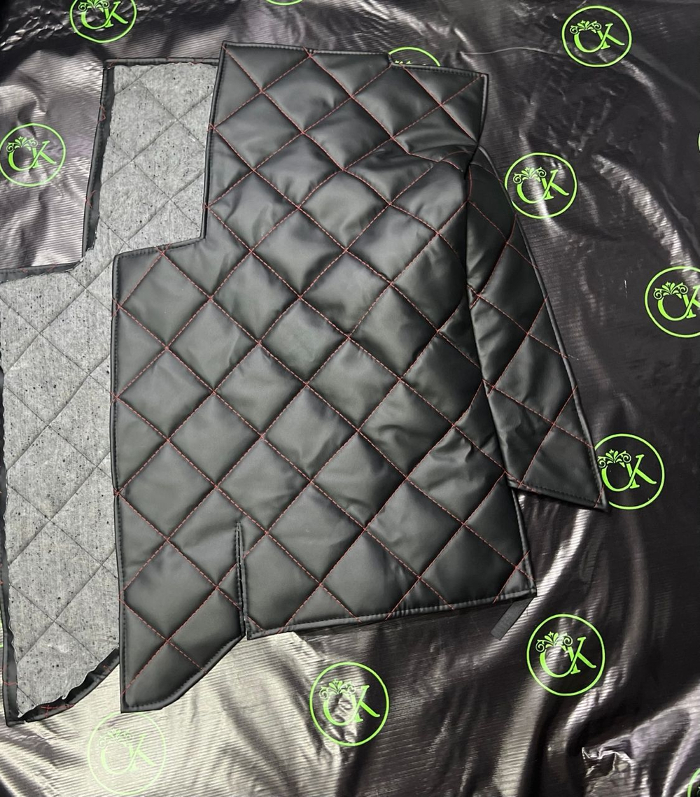 Коврики (утеплитель) под сиденья УАЗ 452 Буханка (красная нить ромб)