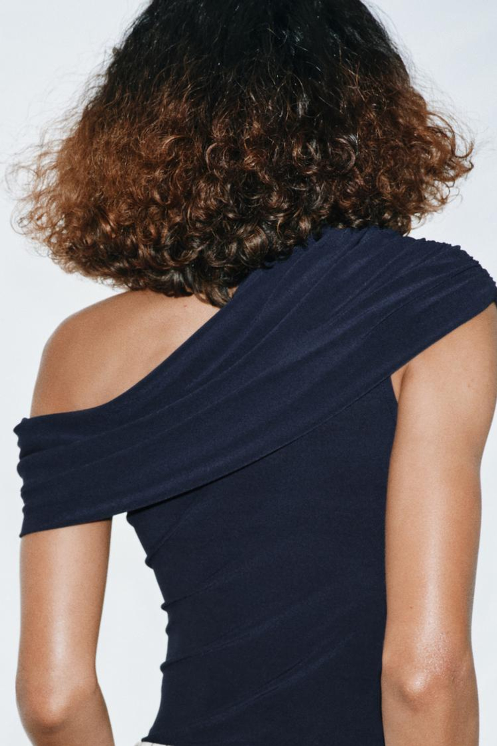 ZARA БОДИ АСИММЕТРИЧНОГО КРОЯ СО СБОРКАМИ, СИНИЙ