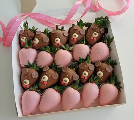 Клубника в шоколаде "Мишки"