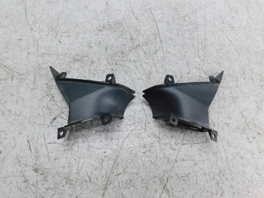 Пластик внутренний левый, правый Honda CBR600RR 06-08 64365/64315-MFL