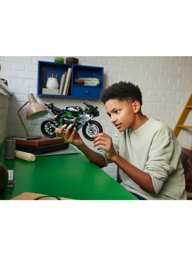 Конструктор Technic 42170 Мотоцикл Kawasaki Ninja H2R