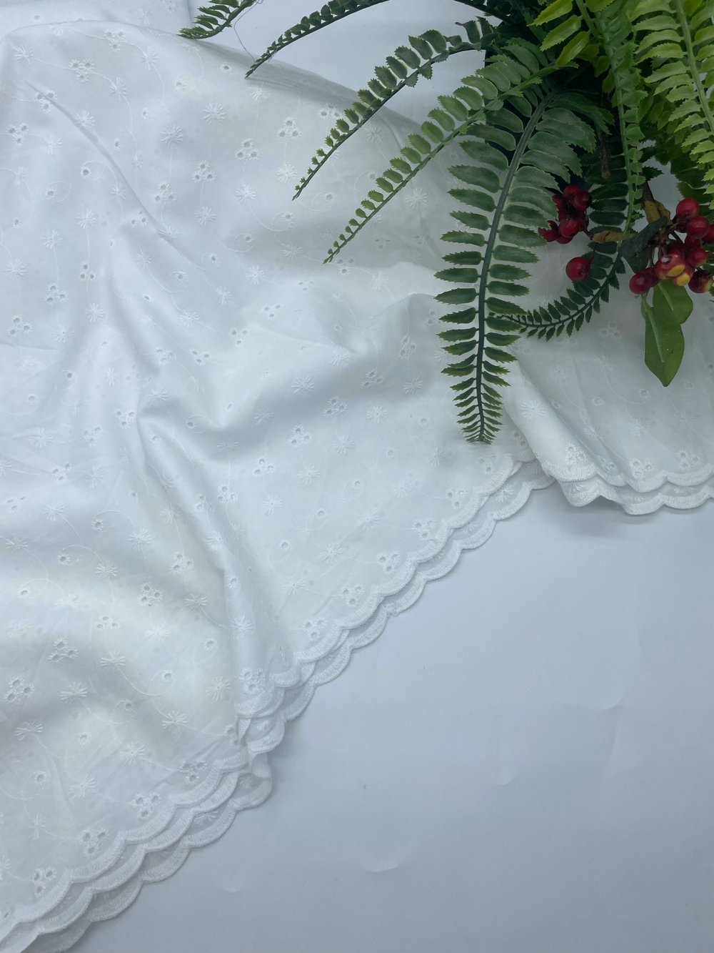 Шитье прошва белые цветочки