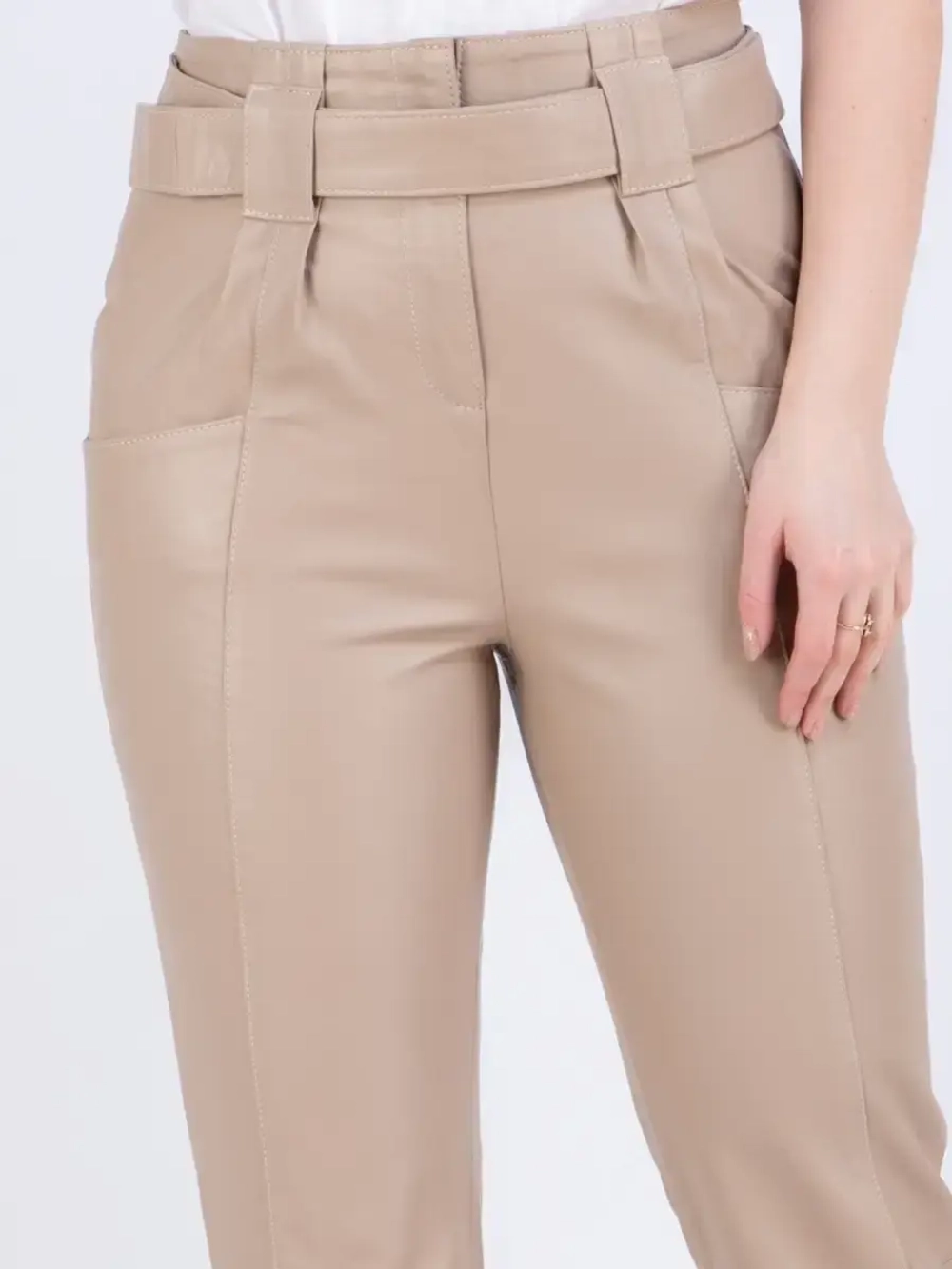 Брюки женские из натуральной кожи