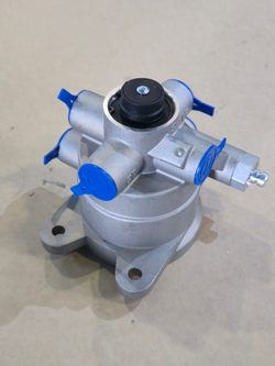 Воздухораспределитель на полуприцеп 2-х проводный (11.3531010-70) (350-21-003) (MegaPower)