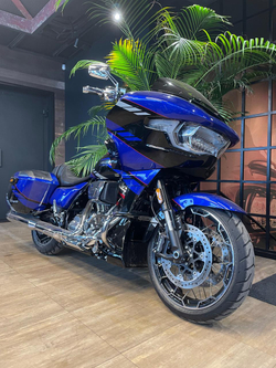 Harley-Davidson CVO Road Glide 121 (Blue Streak) 2025