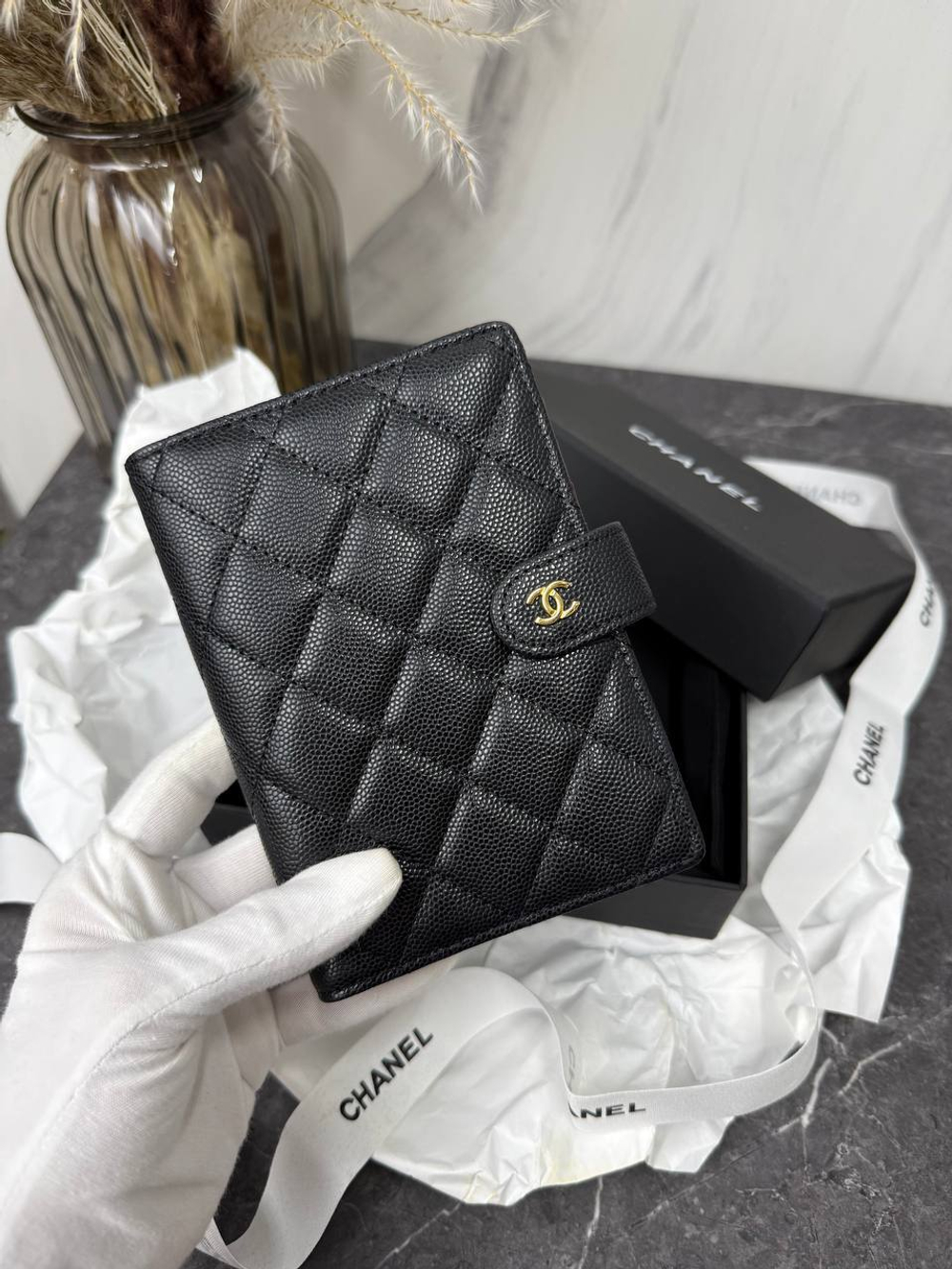 Обложка Chanel