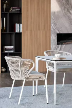 "Малага" обеденная группа на 4 персоны со стульями "Милан", каркас белый, роуп бежевый