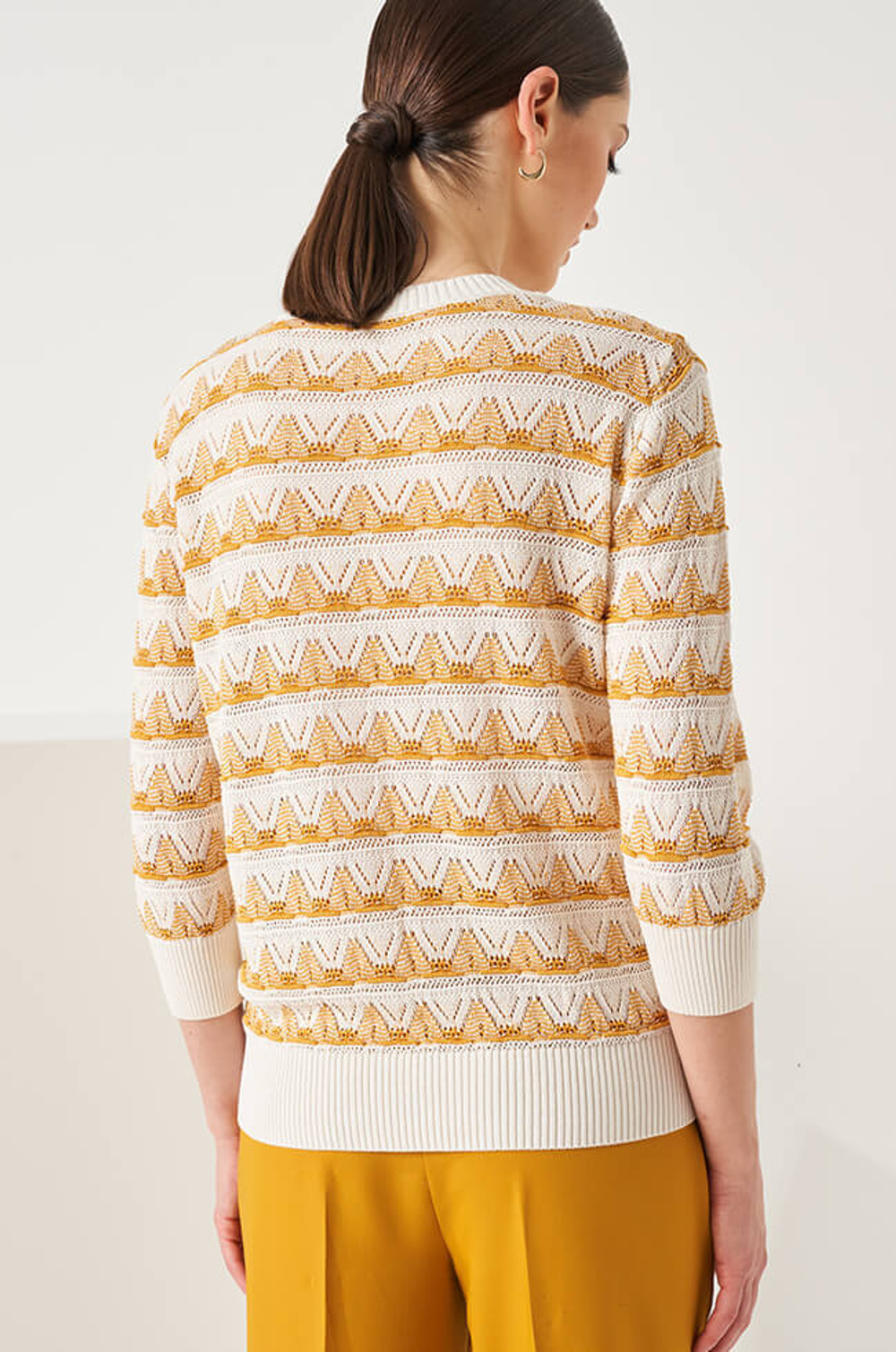 22825 Джемпер женский (горчично-молочный)