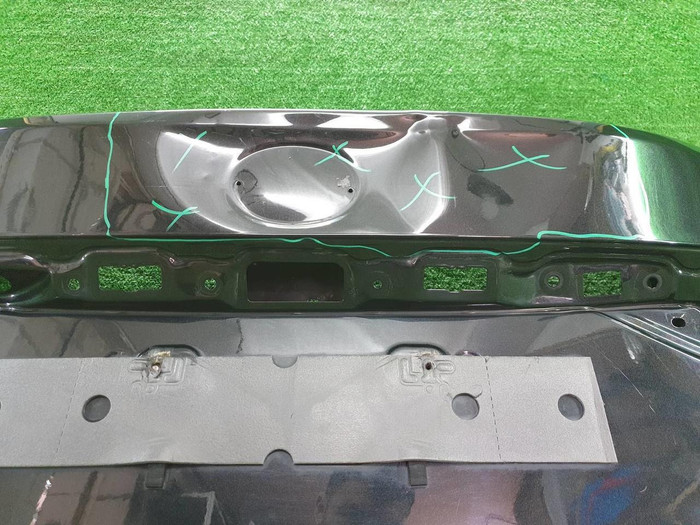 Крышка багажника Lexus ES 7 (2018-н.в.)