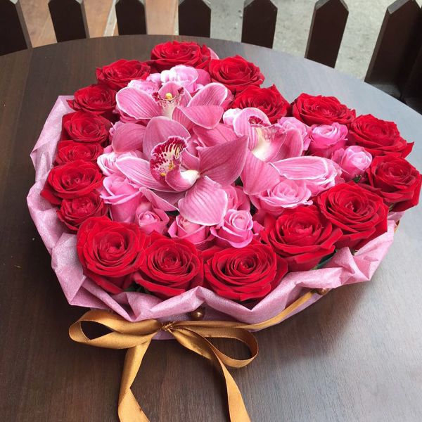 Цветы на 14 февраля - идеальный подарок на День Святого Валентина Цветы на 14 февраля - идеальный подарок на День Святого Валентина