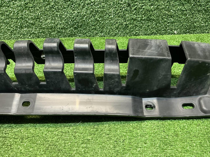 Кронштейн бампера Range Rover Sport 3 L461 (22-нв)