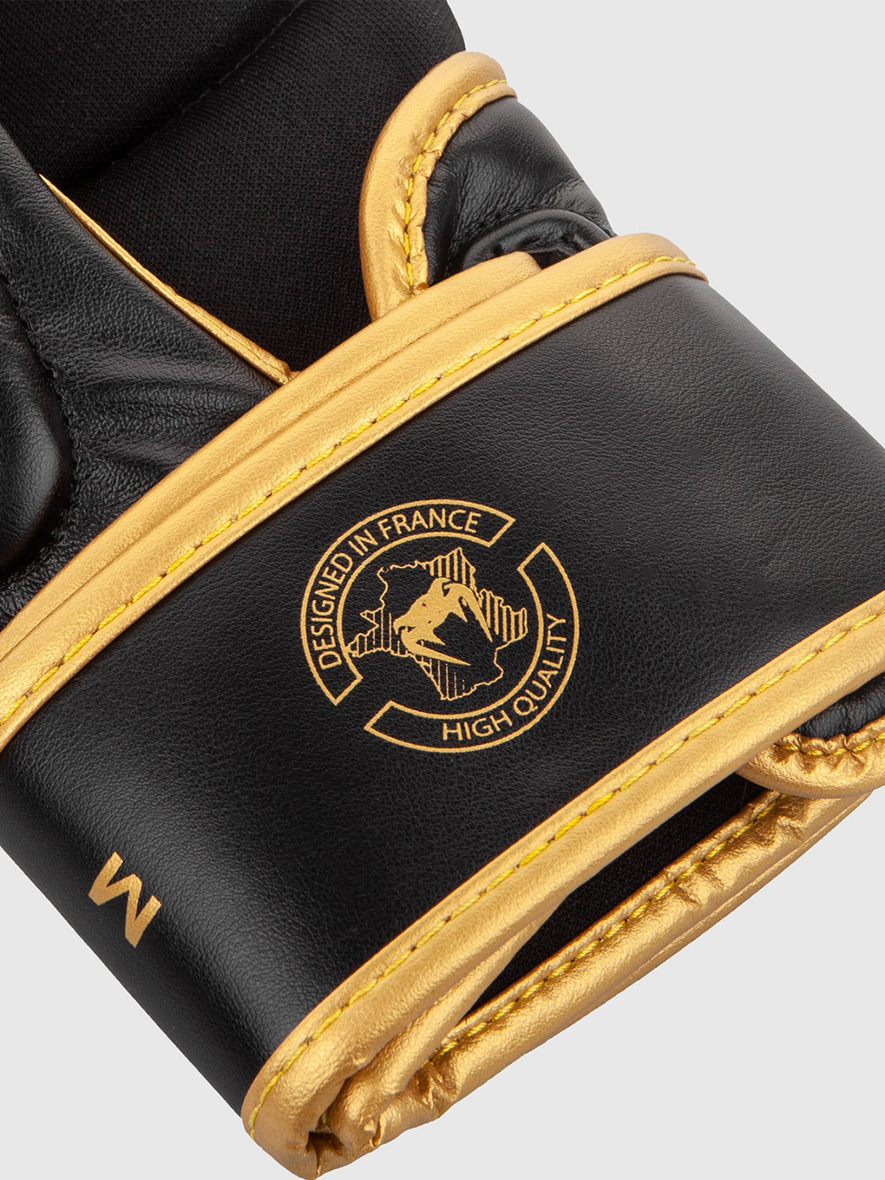 Перчатки ММА Venum Challenger 3.0 Black/Gold