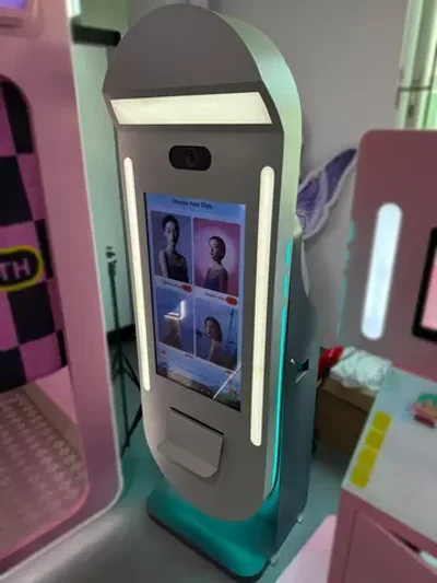 Автомат мгновенных фото «SnapStation»