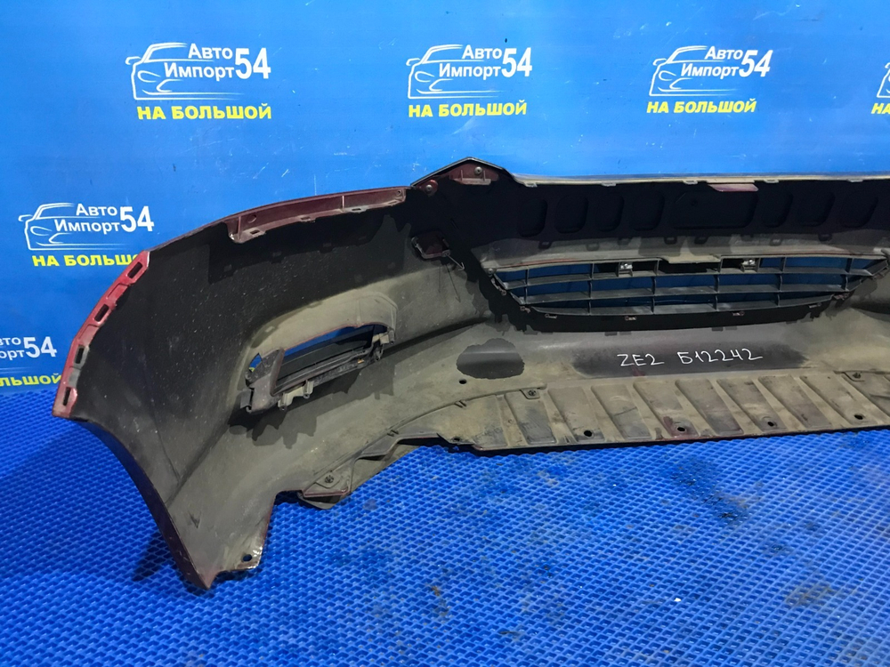 Бампер передний Honda INSIGHT 2009-2011