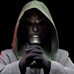 Hasbro Marvel Legends - DOCTOR DOOM Шлем с капюшоном G0586