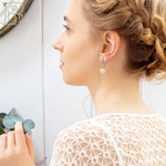 LEFIREL' Серьги серебряные женские "Весна" с цветами из муранского стекла / ювелирные украшения из родированного серебра 925