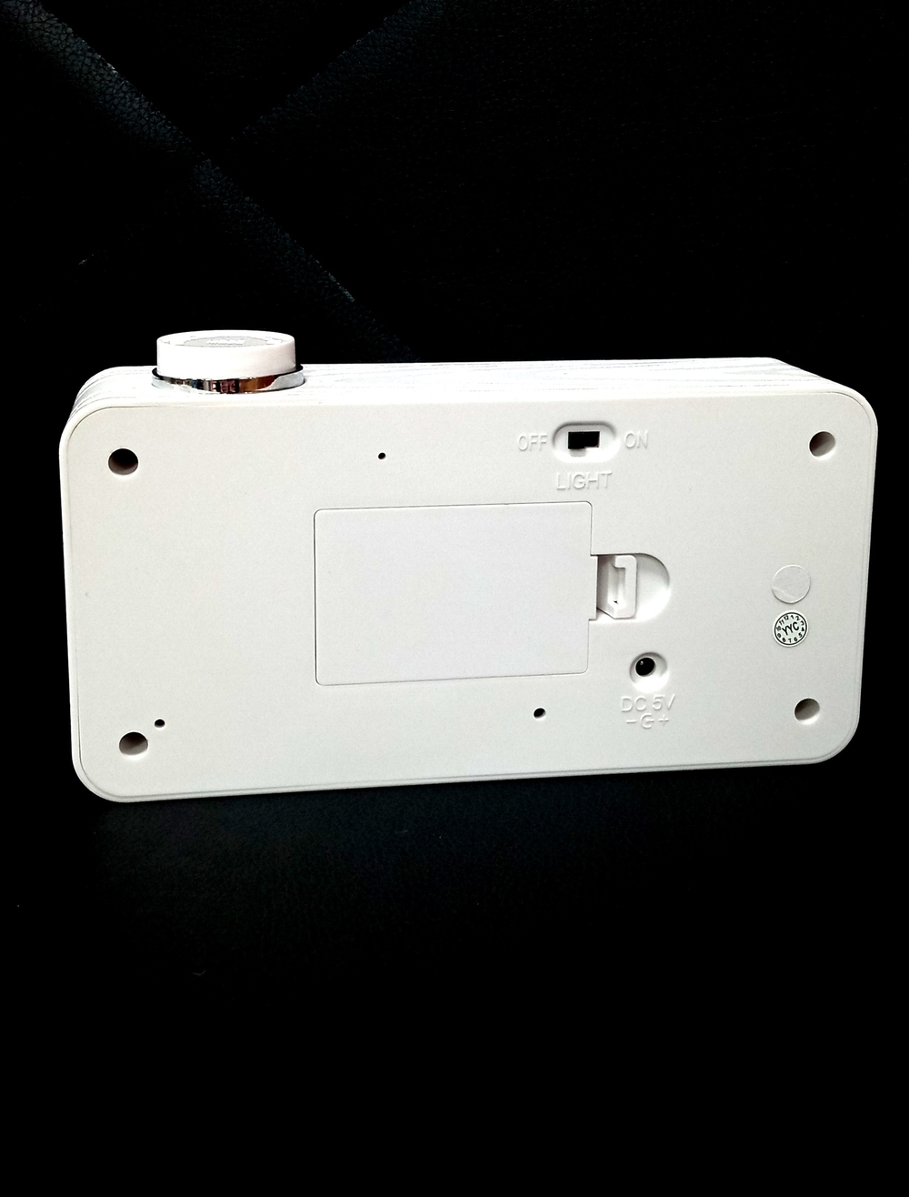 Часы зеркальные LED MIRROR DS-9043/6 White