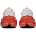 S Sneakers On