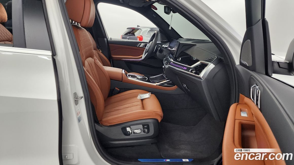 BMW X7 (G07) xDrive 40d M Sports 6-и местный (12.2022)