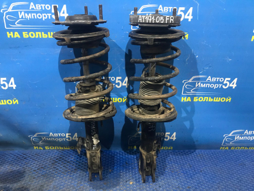 Стойка передняя правая TOYOTA CARINA 1990