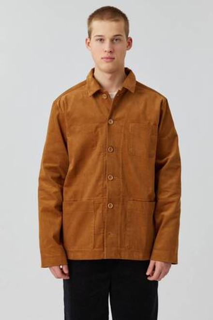 Верхняя мужская рубашка с карманами из горчичного вельвета