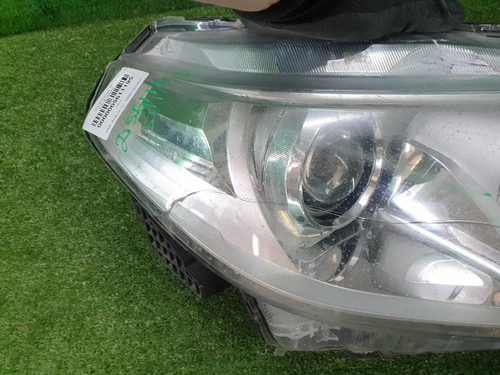 Битая Фара правая Suzuki Vitara 2 (2014-2019) галоген
