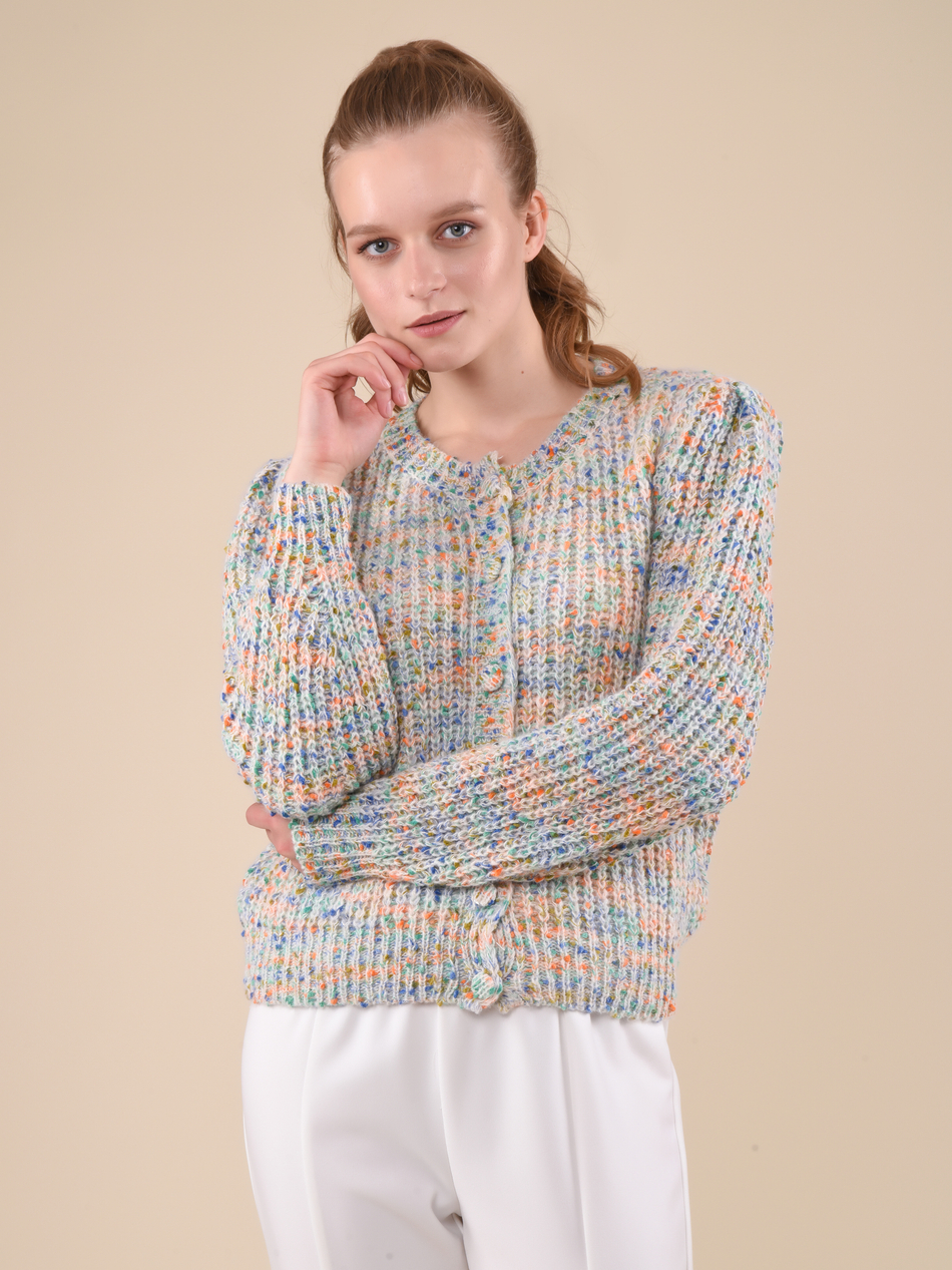 Свитер женский