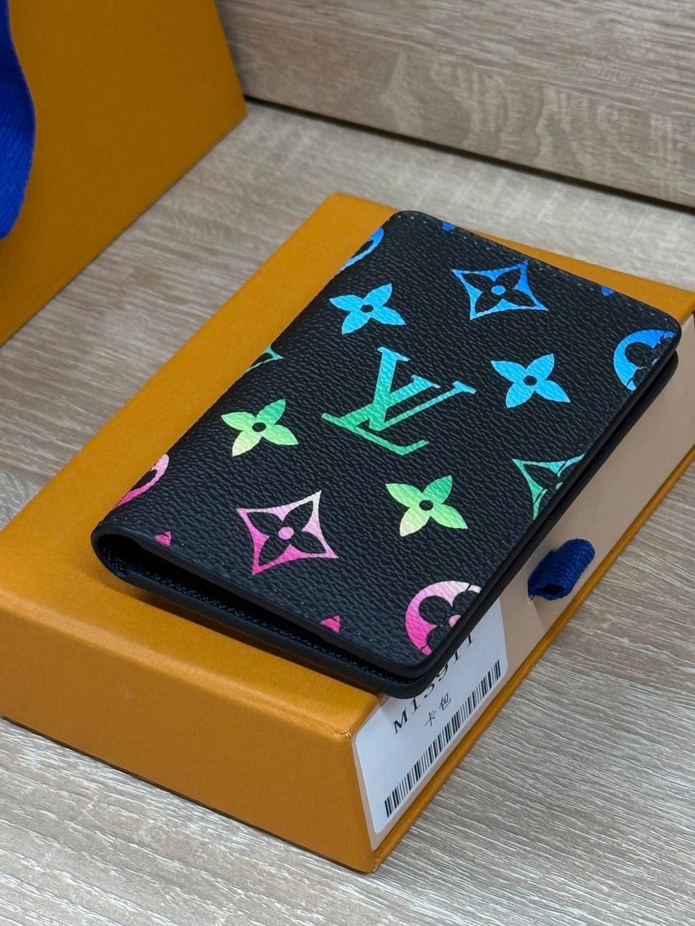 Визитница Louis Vuitton