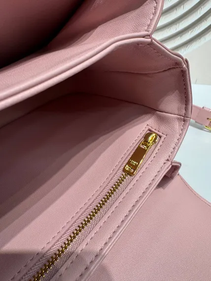 Сумки CELINE CLASSIQUE TRIOMPHE из блестящей кожи
