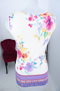 Топ Angelo Marani с красивыми цветами, визуально 44 размер