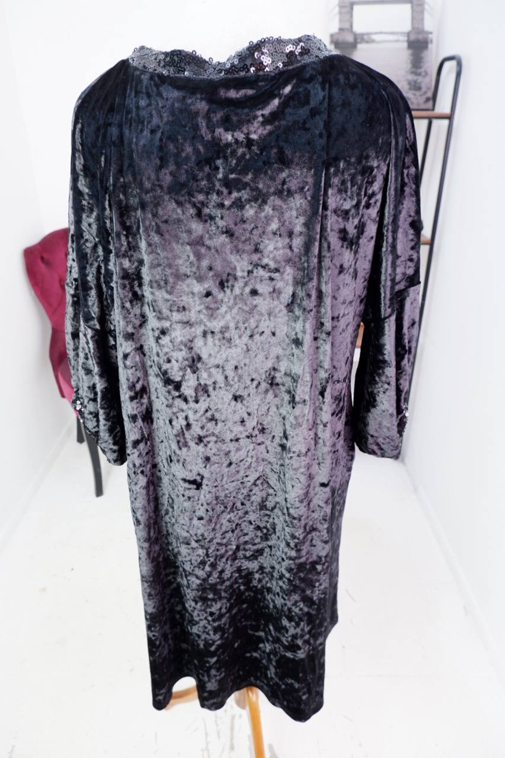 Платье Lucky Move вечернее, визуально на 50 размер, новое