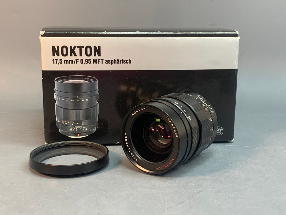 Voigtlaender Nokton 17.5mm f/0.95 Aspherical MFT
