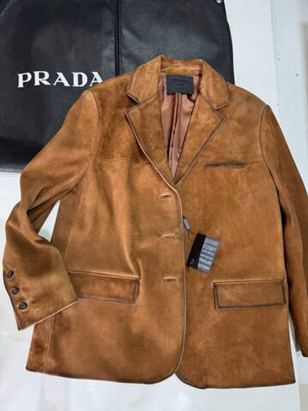 Пиджак Prada