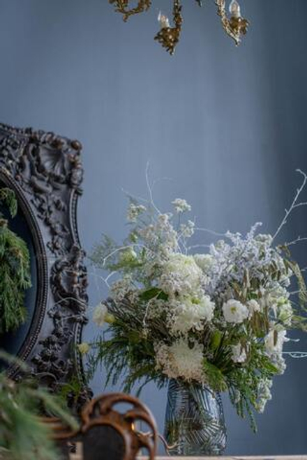 Интерьерный белый