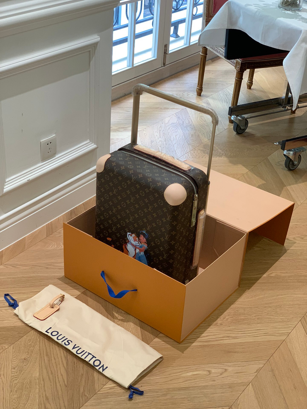 Louis Vuitton Horizon 55 Suitcase