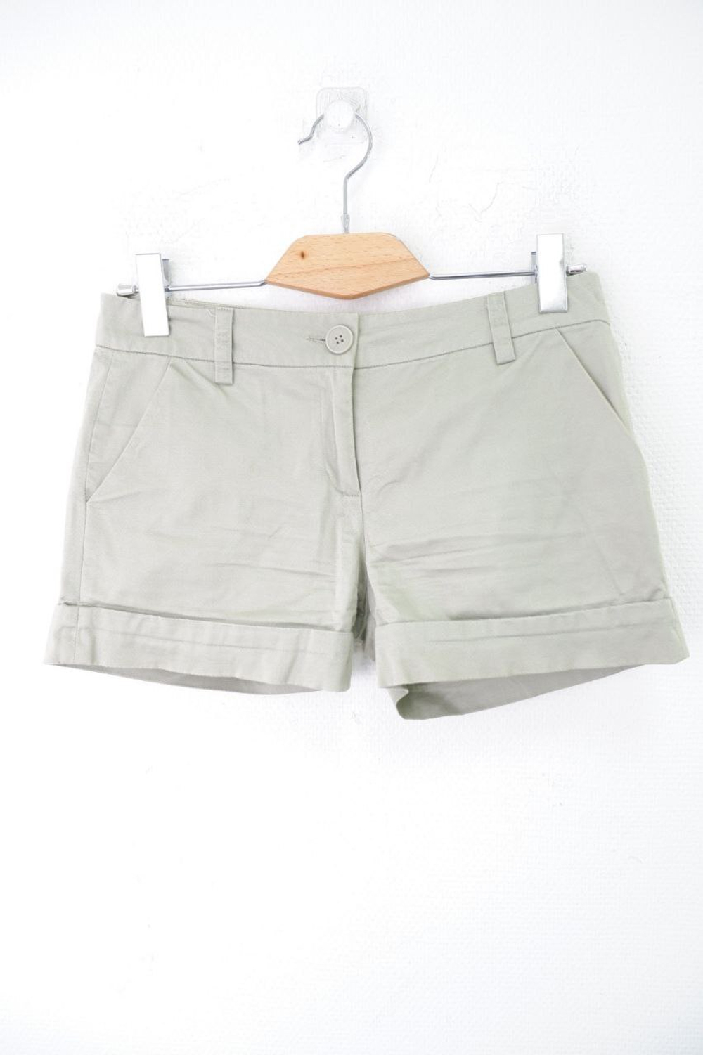 Шорты Kira Plastinina светлые 46 размер