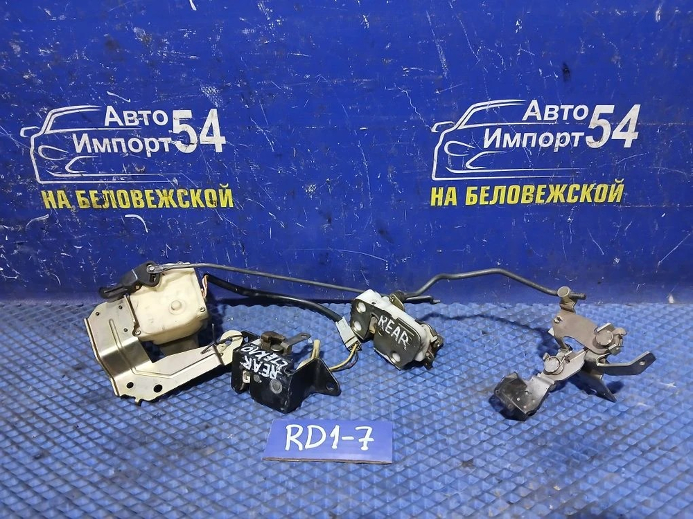 Замок багажника Honda CR-V 1996