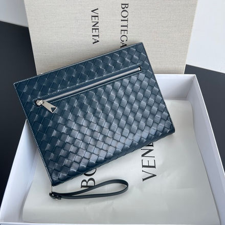 Bottega Veneta Medium Intrecciato Document Case