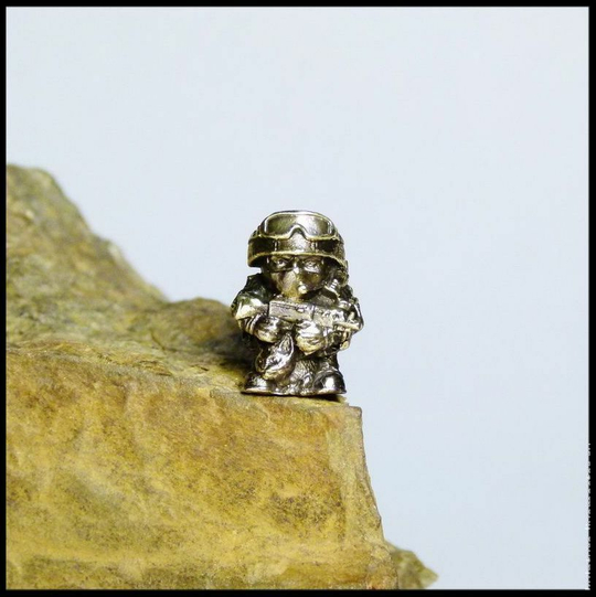 Бусина "Солдат" для темляков или браслетов , латунь