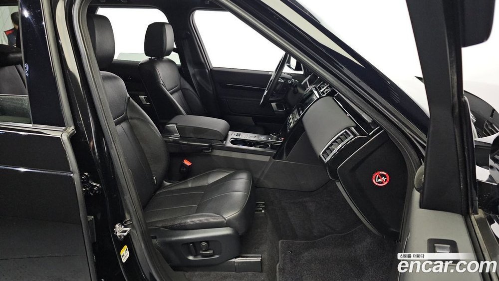 Land Rover Discovery 5 3.0 SD6 SE (10.2019)