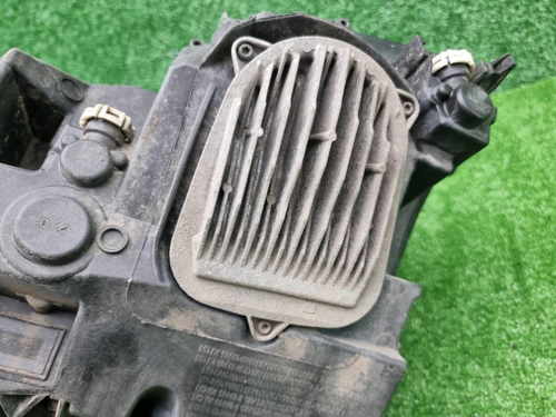 Фара правая Mercedes GLC X253 (2015-2019) LED