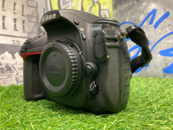 Nikon D300s 22.000 кадров