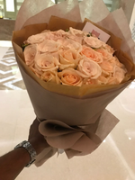 Букет из 31 нежно-розовой розы