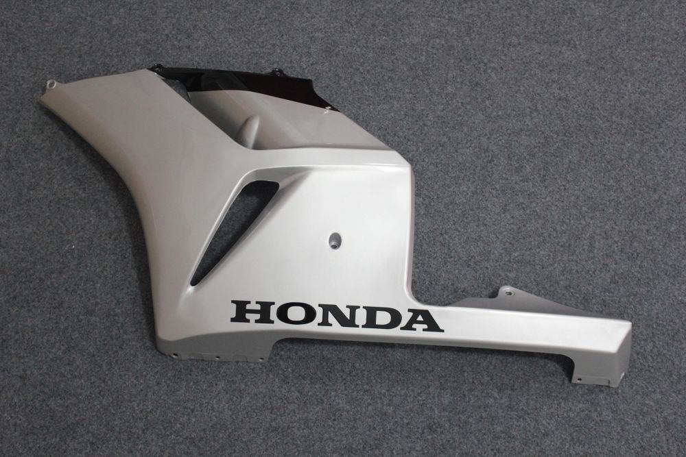 Комплект пластика для мотоцикла Honda CBR 1000RR 04-05 Красно-Черно-Серебрянный
