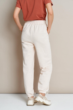 3877 Брюки женские (крем-брюле)