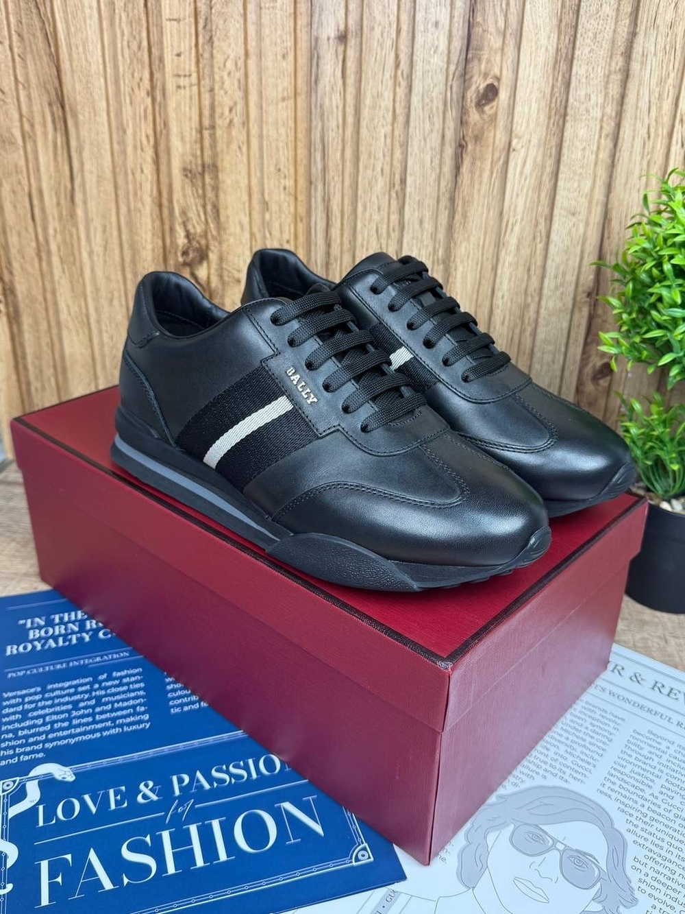 Кроссовки Bally