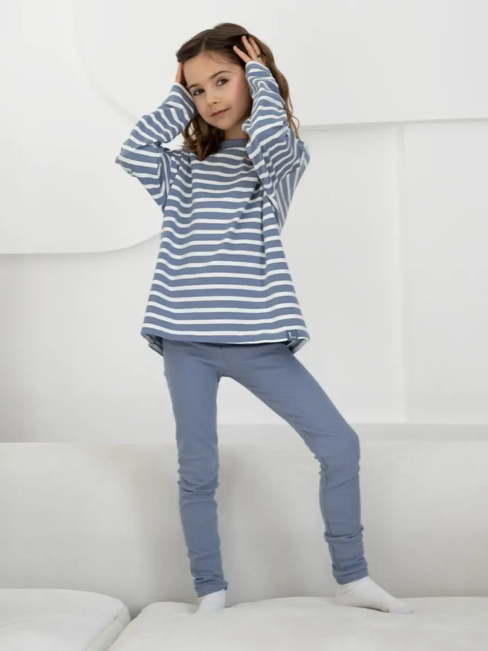 Костюм для девочки на осень