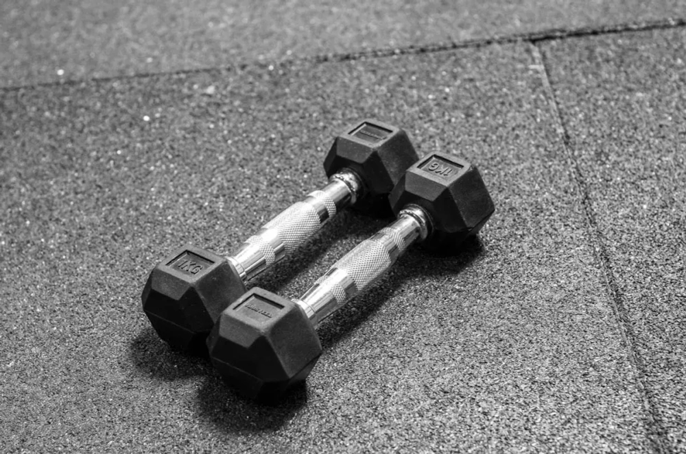 Гантель 2 кг гексагональная