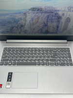Ноутбук Lenovo IdeaPad 3-17ADA05 (81W20093RK) 17.3"/AMD Ryzen 3 3250U/RAM 8GB/SSD 256GB/AMD Radeon Graphics/1600x900/TN/DOS/Подсветка кл-ры: нет/Серебристый. Состояние: B1